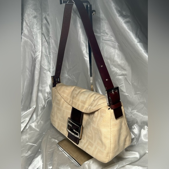 Authentic vintage fendi baguette - Picture 3 of 10